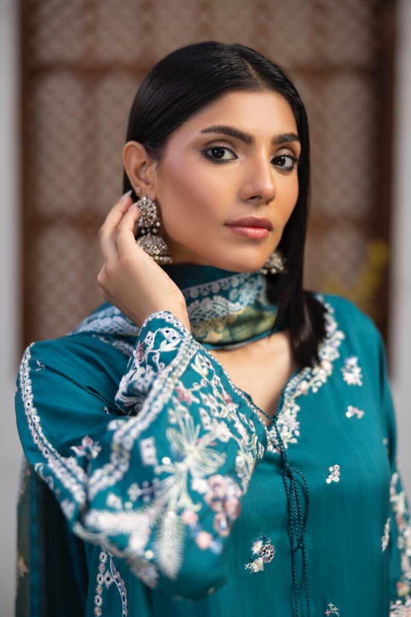 HL-604 | Teal Blue Embroidered Viscose Suit – Winter Luxury Collection