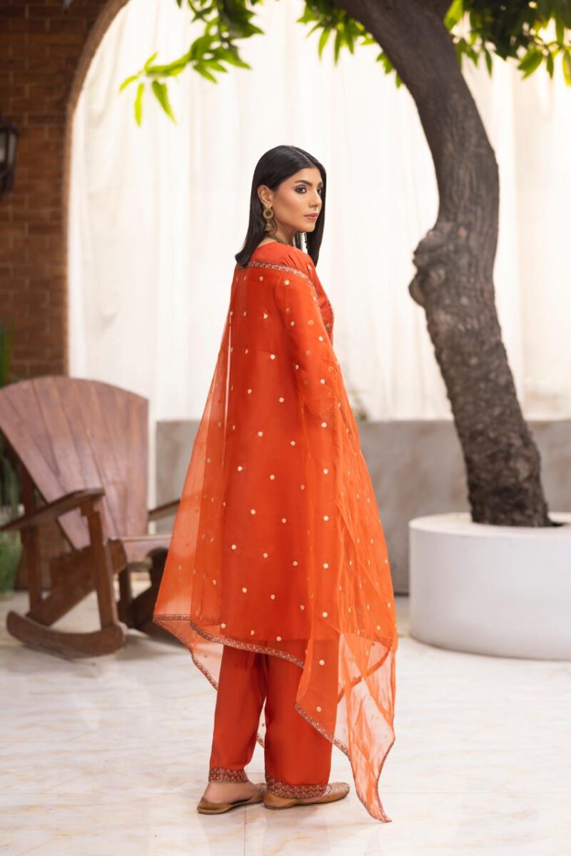 HL-608 | Burnt Orange Embroidered Viscose Suit – Winter Luxury Collection