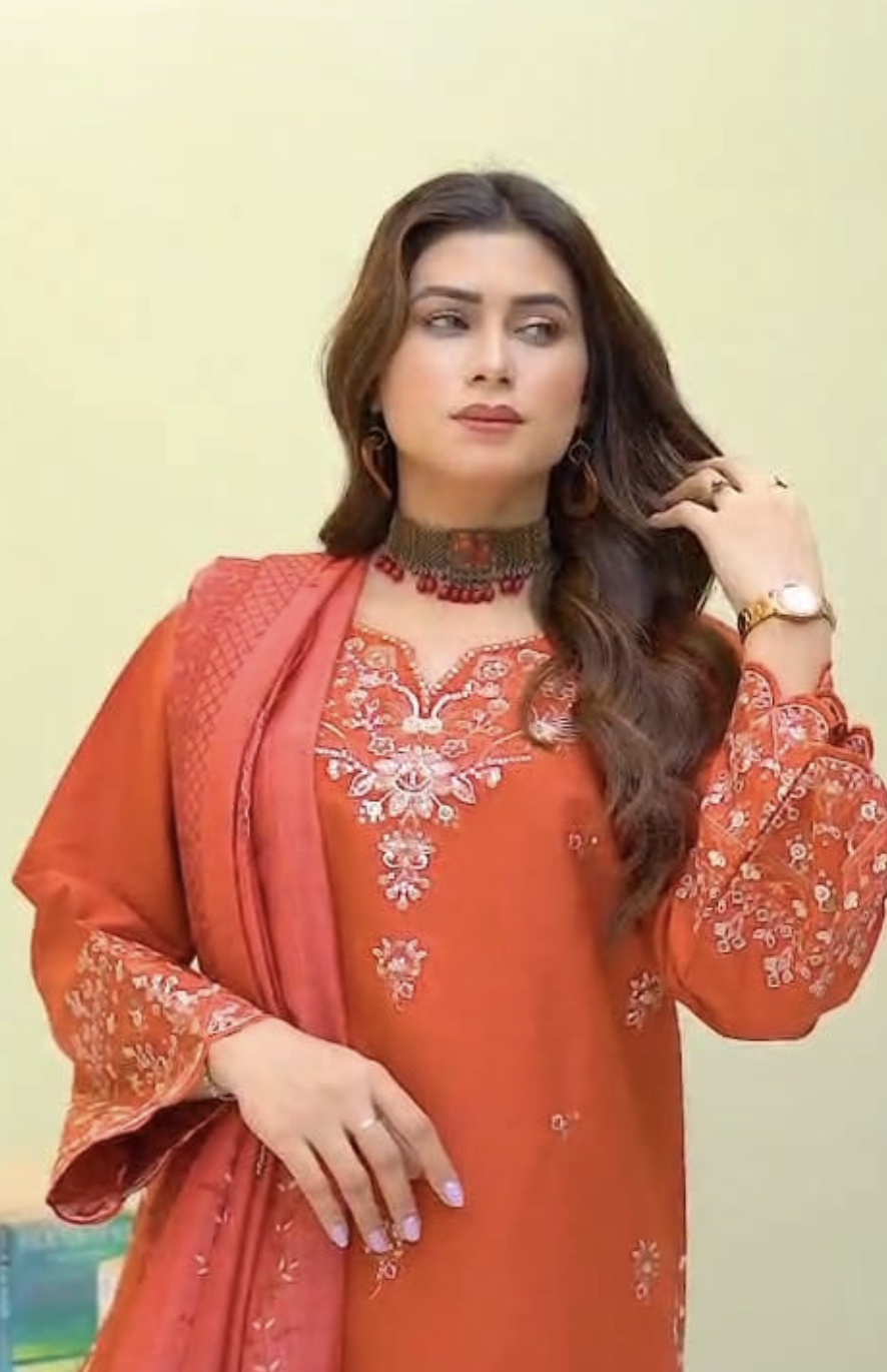 CT 05 - Winter Cotton – Humayun Abbottabad Collection - Image 4