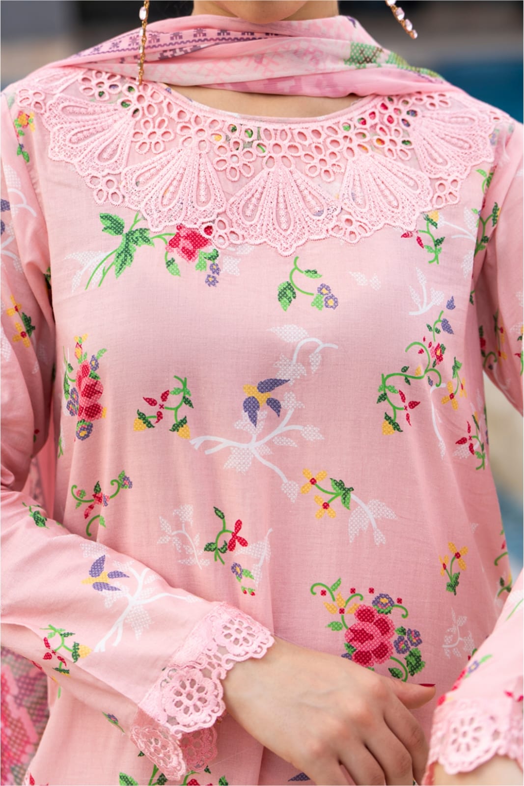 HL-600 | Soft Pink Floral Embroidered Lawn Suit – Summer Luxury Collection - Image 4