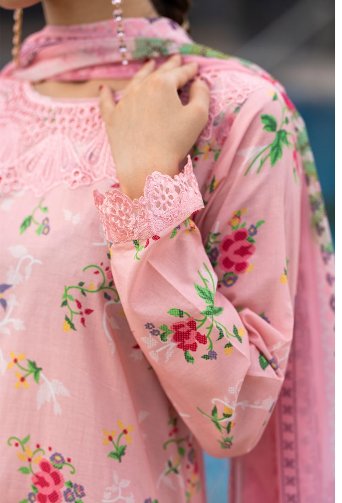 HL-600 | Soft Pink Floral Embroidered Lawn Suit – Summer Luxury Collection - Image 2