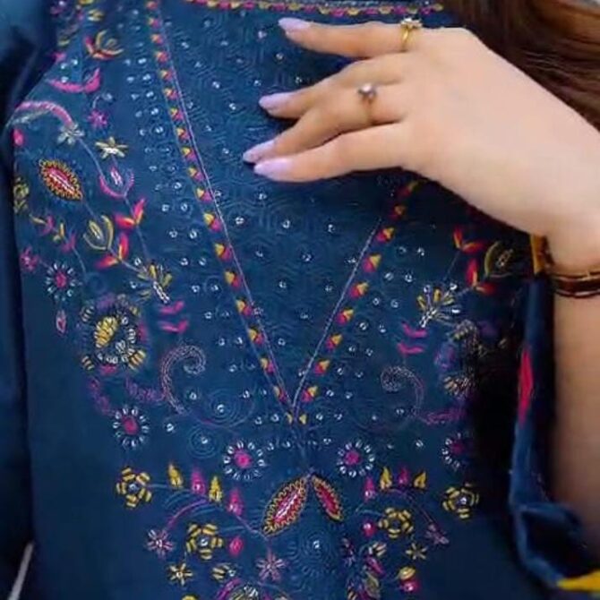 CT‑08 | Embroidered Winter Cotton Suit – Humayun Abbottabad Winter Collection